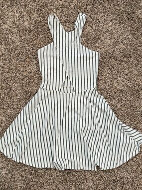 hollister black and white dress Hollister black white striped dress main image 0
